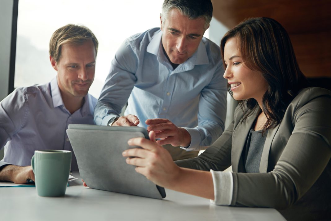 Build High-Performing Hybrid Human-AI Teams for 2026