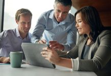 Build High-Performing Hybrid Human-AI Teams for 2026 Build High-Performing Hybrid Human-AI Teams for 2026