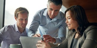 Build High-Performing Hybrid Human-AI Teams for 2026 Build High-Performing Hybrid Human-AI Teams for 2026